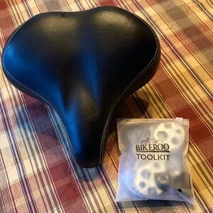 Bikeroo comfort bike saddle black kit included